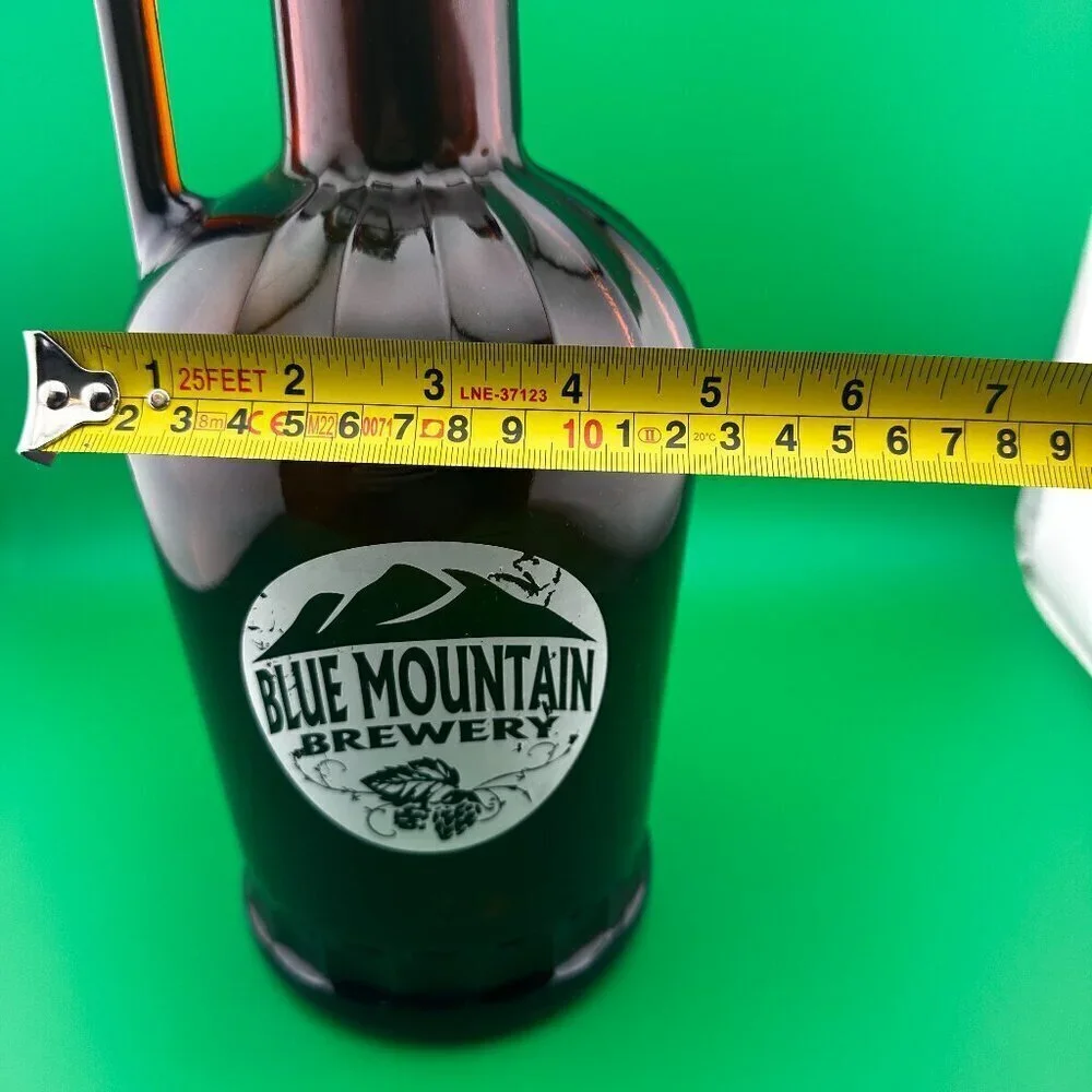 BLUE MOUNTAIN BREWERY RESEALABLE BEER GROWLER JUG VIRGINIA MOUNTAINS, 68 OZ, 2 L